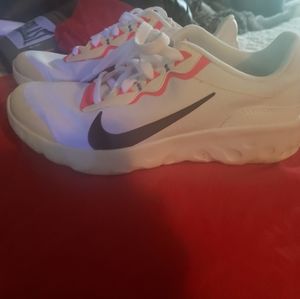 COPY - Nike shoes size 5y